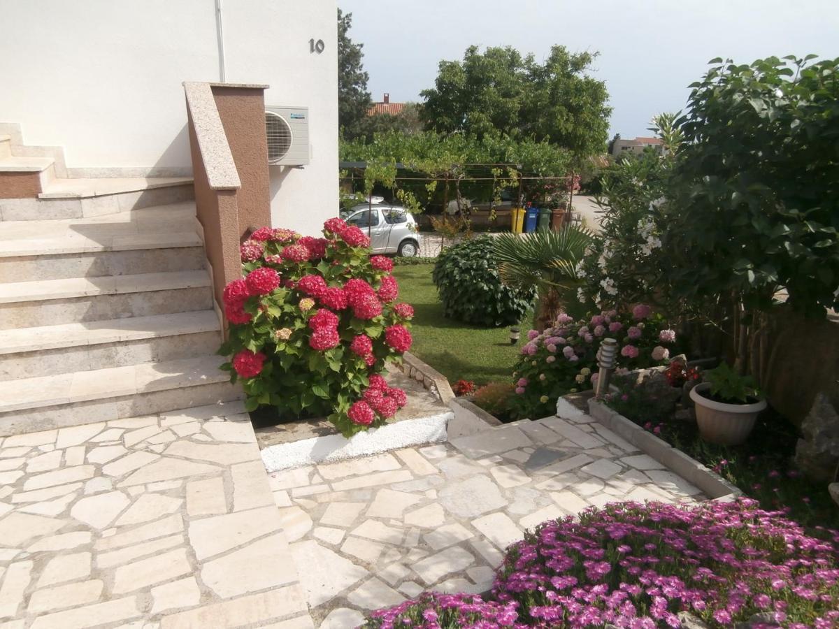 Apartments Mira Krk Krk Town Exterior photo