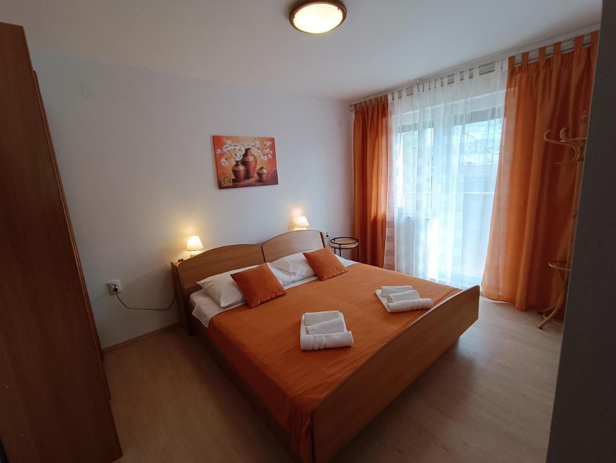 Apartments Mira Krk Krk Town Exterior photo